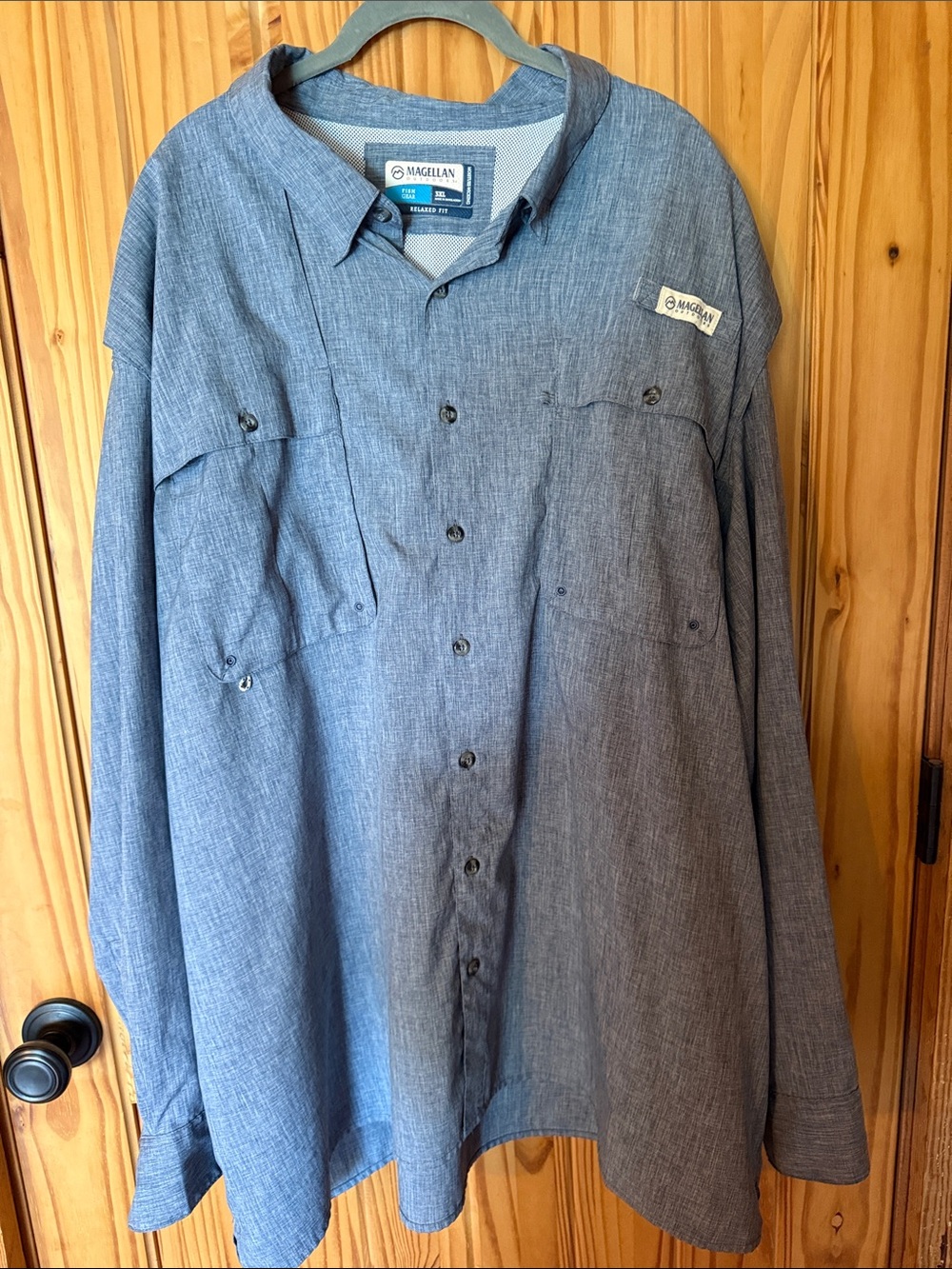 Magellan Men's Heathered Blue Long-Sleeve Button-Down Shirt and Khaki Pants Set